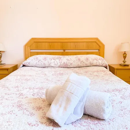 Vivienda Turistica Los Leones Berlanga de Duero Esterno foto