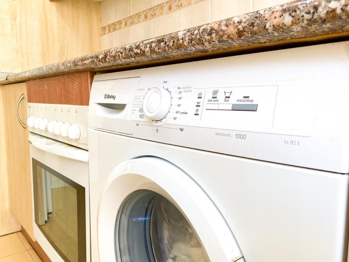 Vivienda Turistica Leones Apartment *