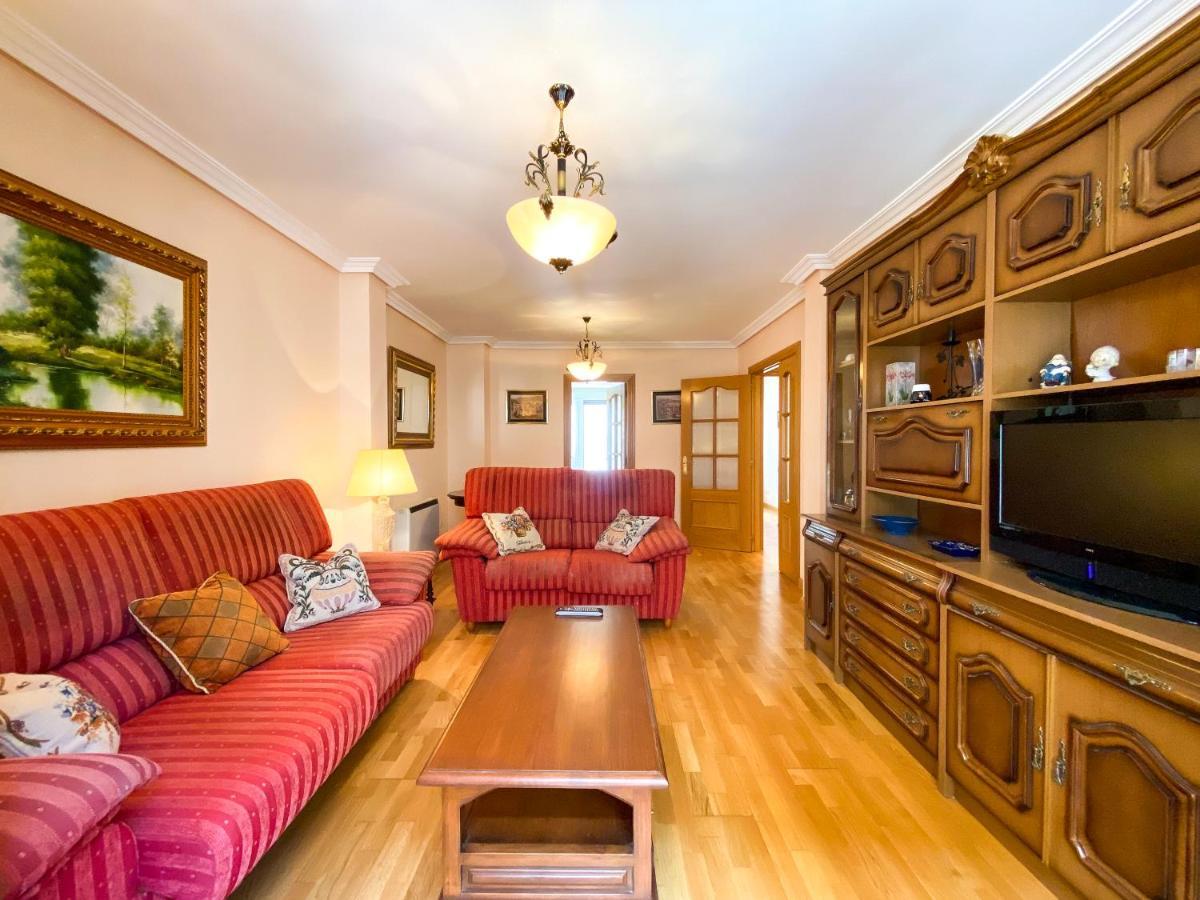 Vivienda Turistica Leones