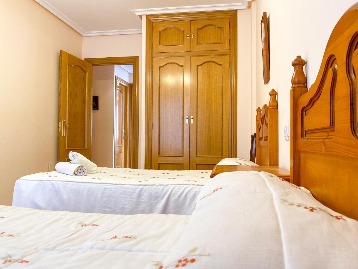 Vivienda Turistica Leones *